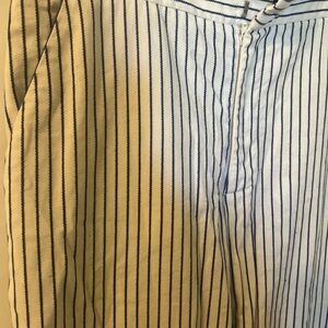 Karen Kane White/blue Nautical Cropped  Pants, Front Pockets 4, Great Condition